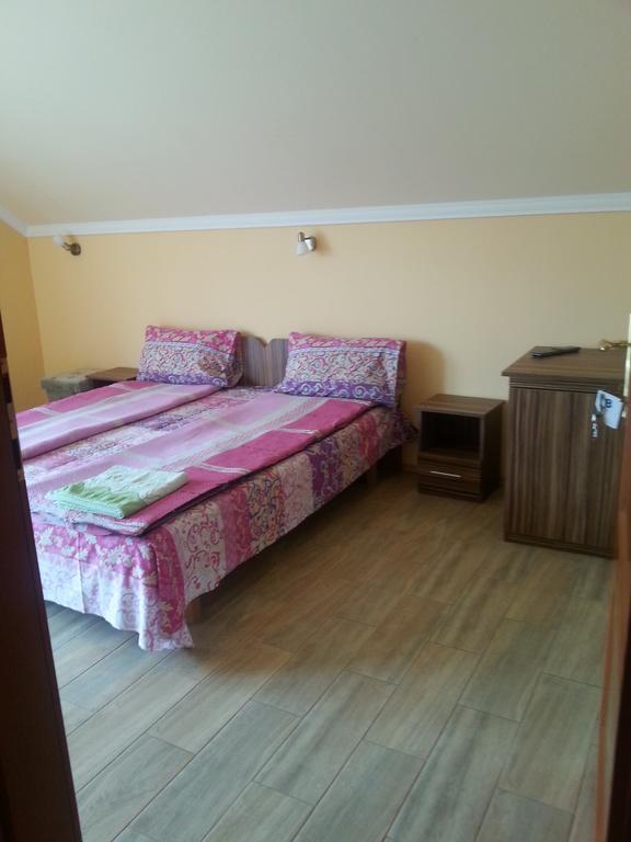 Marinica Apartman ハイデゥソボスロー エクステリア 写真