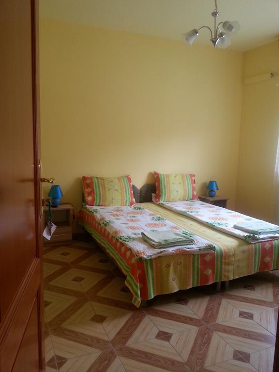 Marinica Apartman ハイデゥソボスロー エクステリア 写真